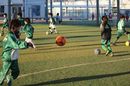 サッカー初心者のお母さんも一緒にできて、子どもに考えさせる練習メニュー