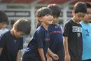 サッカーの練習だけだと、小学生年代でしか通用しない選手に？　子どもの頃に１つのスポーツに専門特化する危険性