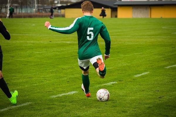 football-2378600_640.jpg