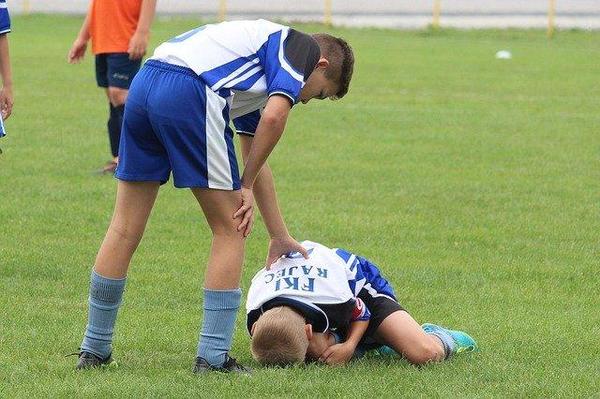 football-3689660_640.jpg
