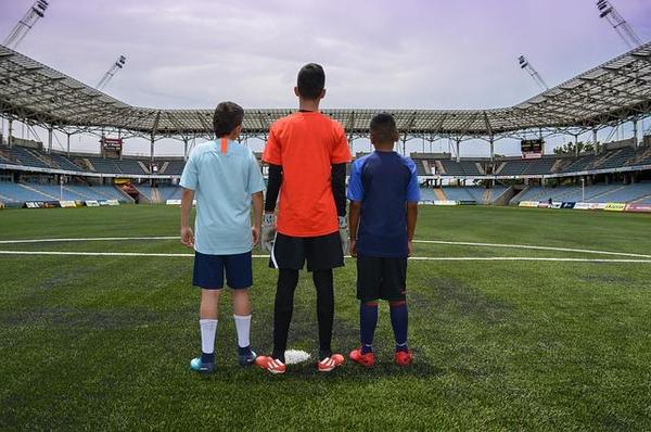 football-4611058_640 (1).jpg