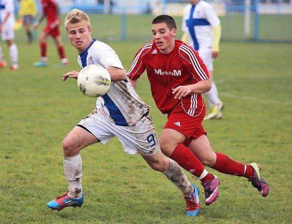 soccer-263716_640 (2).jpg