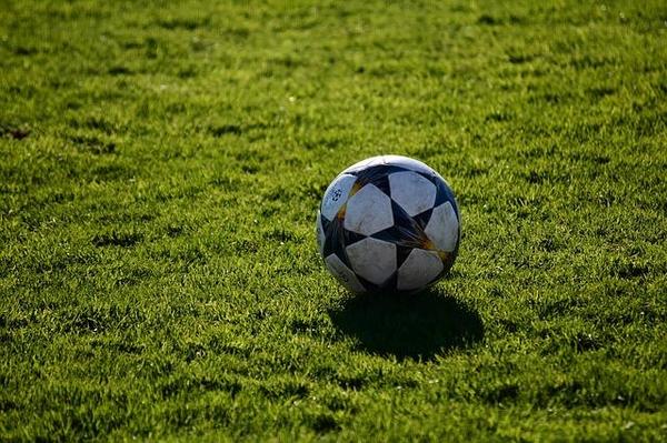 football-3770994_640.jpg